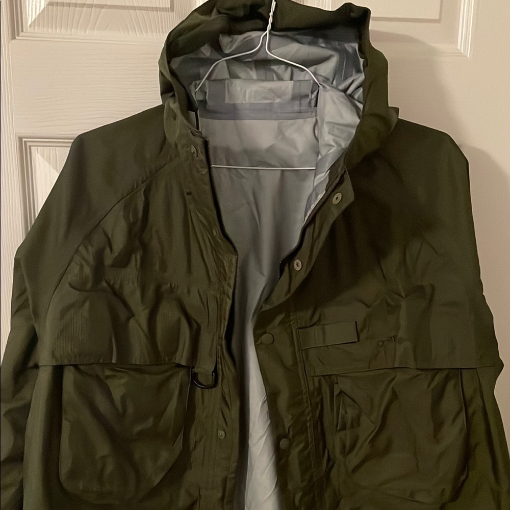 Orvis Forrest Green Waterproof Rain Jacket with wrist water seal